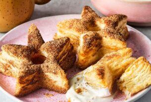 eut2022012018-blaetterteigsterne-mit-vanillequark