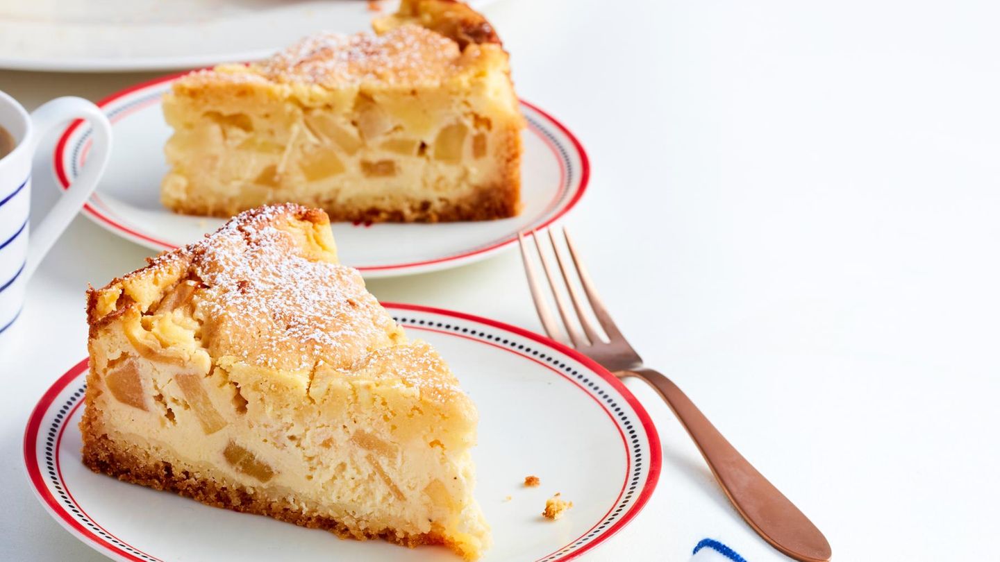 fjt202310044-zupfkuchen-mit-apfel-und-weisser-schokolade