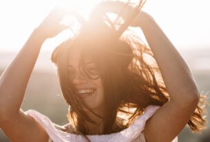 fliegende-haare-aufmacher-und-teaser