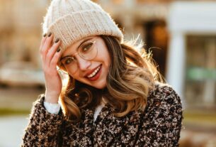 frau-muetze-407551810