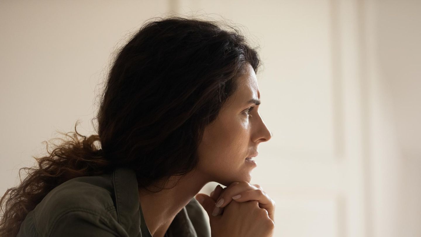 horoskop-ab-oktober-diese-drei-sternzeichen-stecken-in-einem-gedankenkarussell