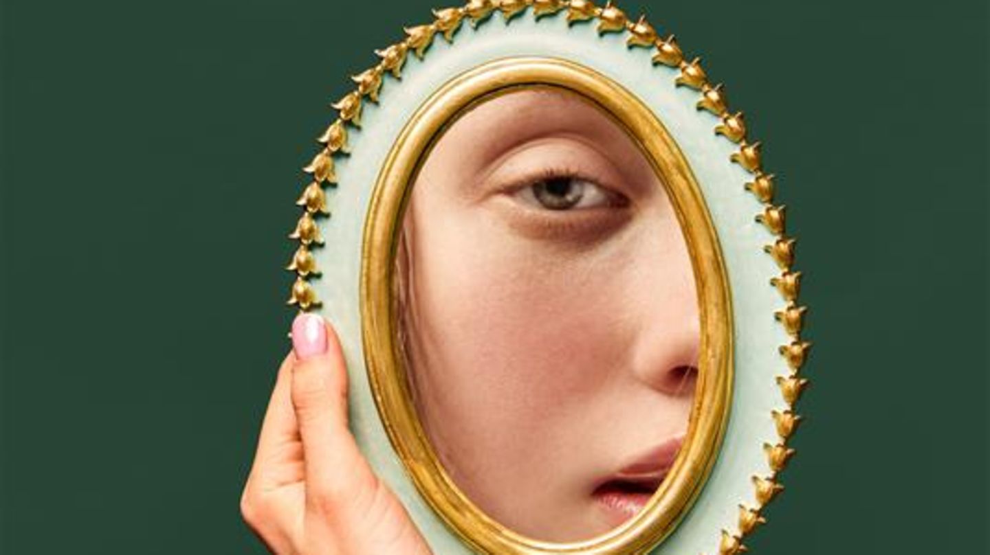 illu-spiegel-hand-aussenwahrnehmung