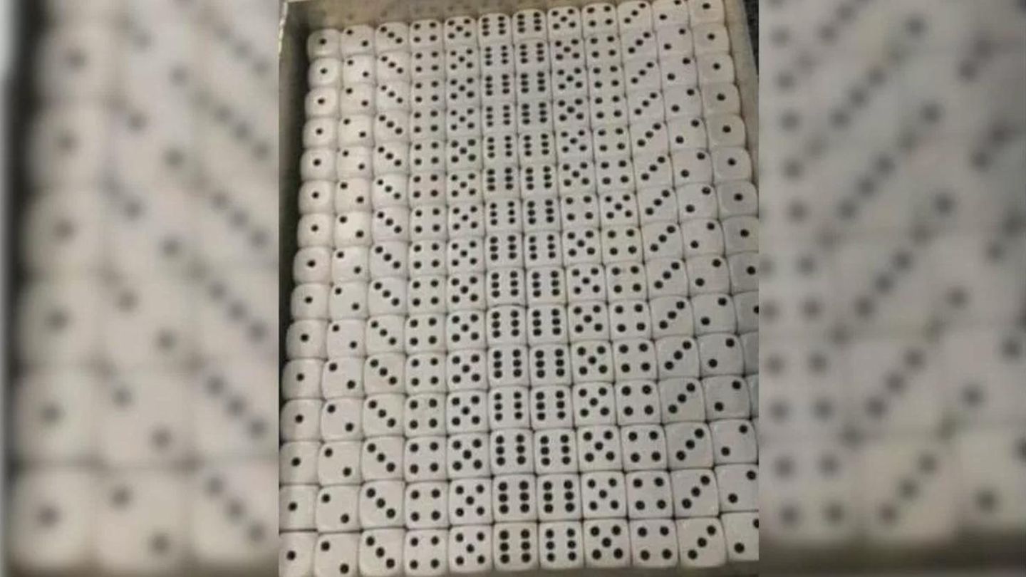 intelligenz-test-1-wuerfelbild-1-fehler-nur-die-schnellsten-mit-einem-iq-120-koennen-ihn-finden