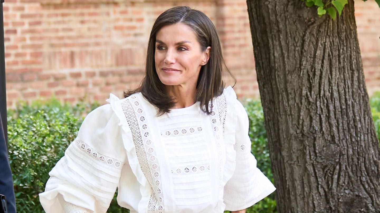 letizia-teaser-monochrome-style