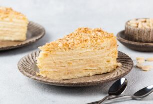 napoleon-torte-adobestock-sashka1313-610413370