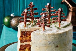 bratapfelkuchen-mit-schoko-baeumchen