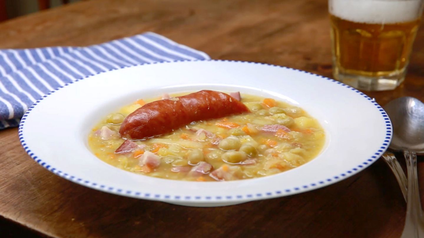 einfach-lecker-deftige-erbsensuppe