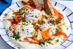 fjt-lc-202305019-cilbir-mit-paprikaoel-und-sesam