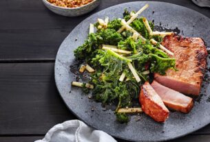 fjt-lc-202401012-gebratenes-kasseler-mit-gruenkohl-apfel-salat