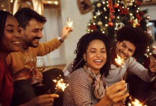 friendsmas-weihnachten-mit-freunden-statt-mit-der-familie