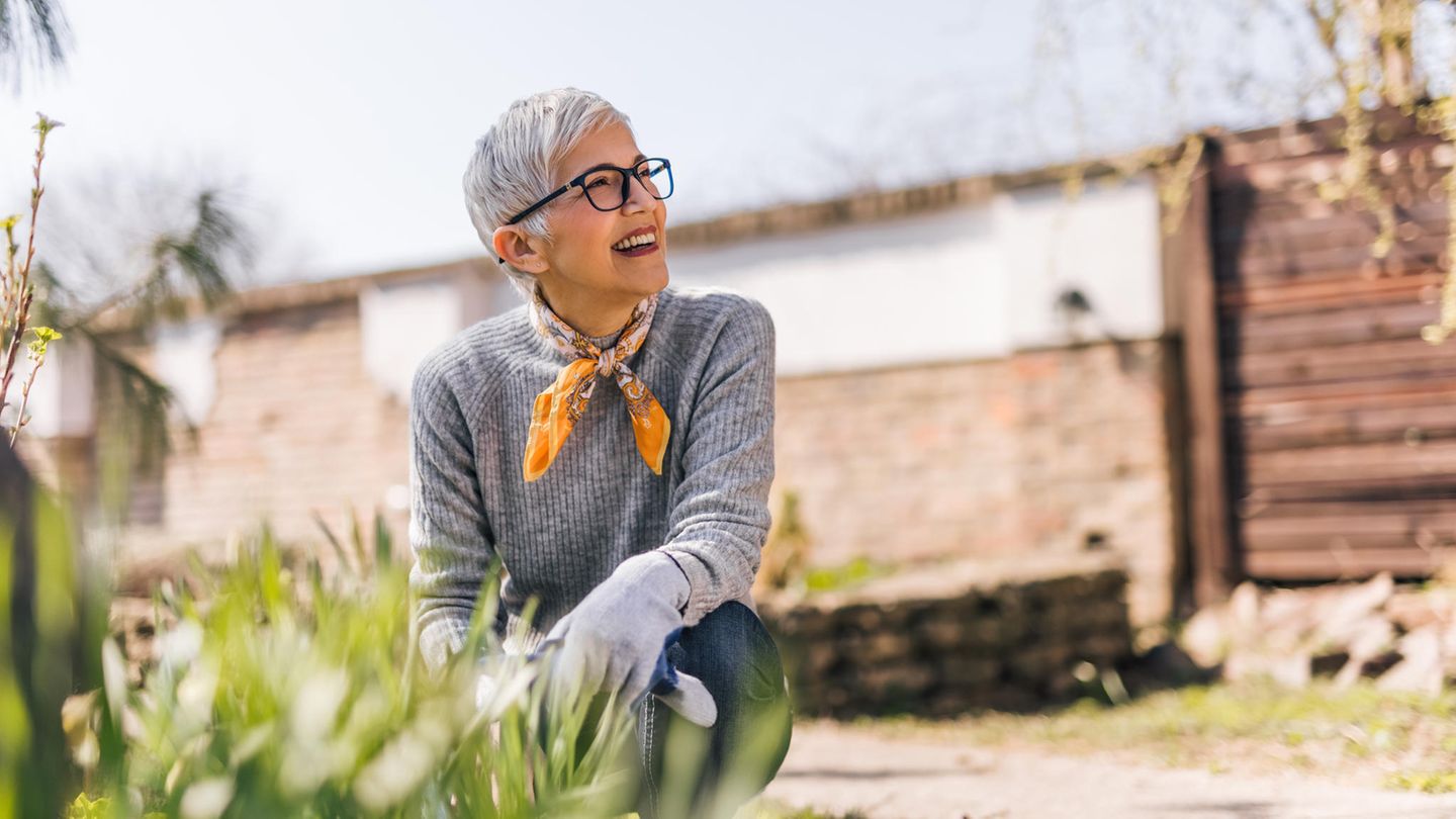 gewohnheit-alter-zufrieden-gaertnern