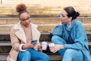 kommunikation-unglueckliche-menschen-sagen-diese-drei-saetze