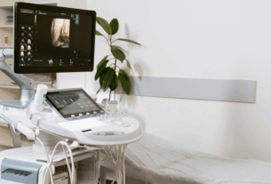 pexels_mart_production_gyn_1125