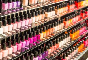 rote-naegel-waren-gestern-das-ist-der-eleganteste-nagellack-trend-diesen-winter