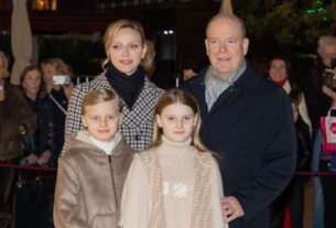 style-fuerstin-charlene-mit-familie