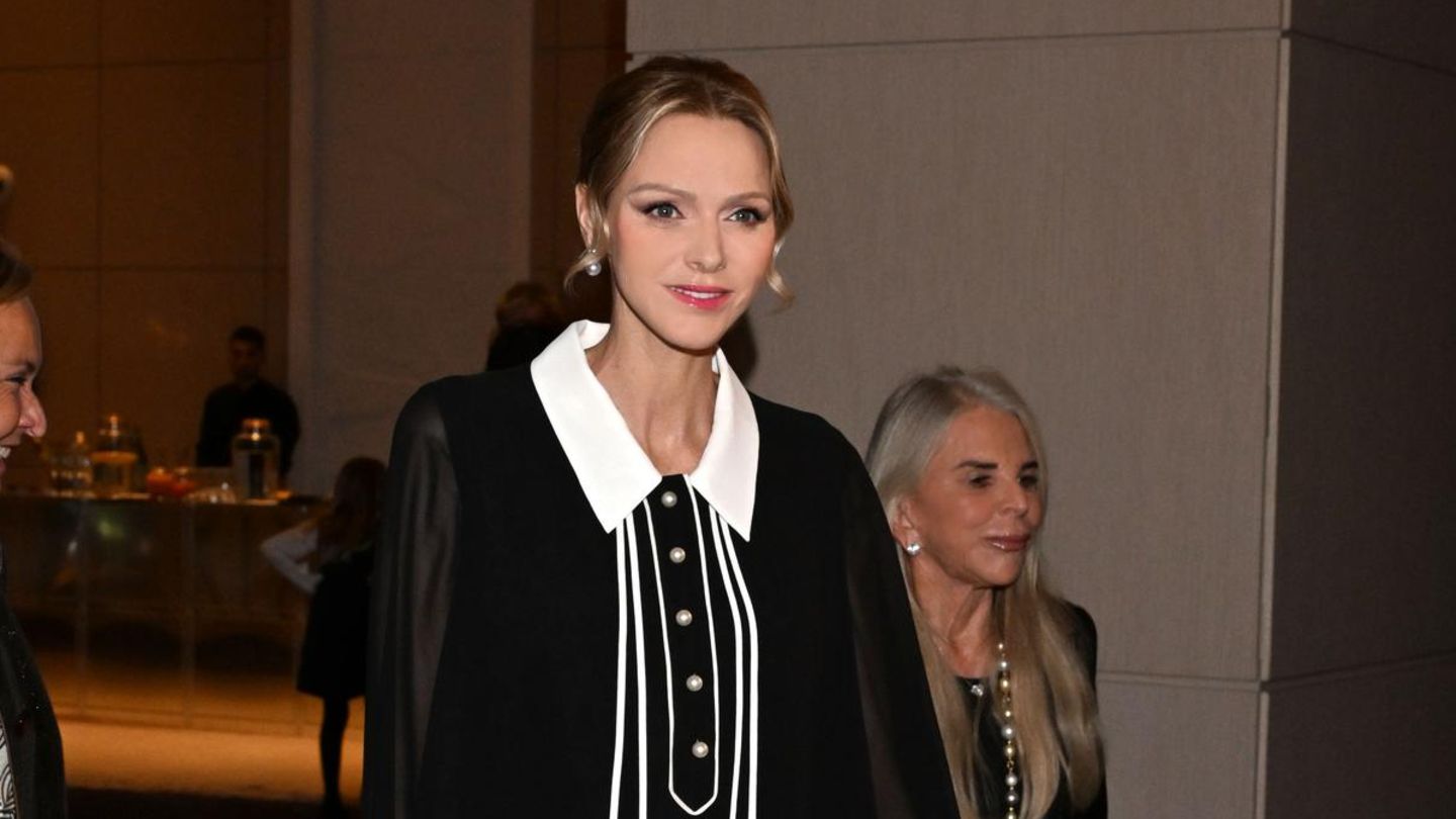 style-fuerstin-charlene-schwarz-weiss-look-1