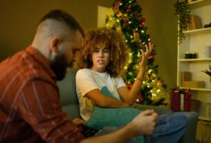 achtung-triggergefahr-diese-5-saetze-zerstoeren-oft-die-stimmung-an-familienfeiern