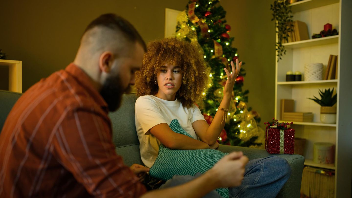 achtung-triggergefahr-diese-5-saetze-zerstoeren-oft-die-stimmung-an-familienfeiern