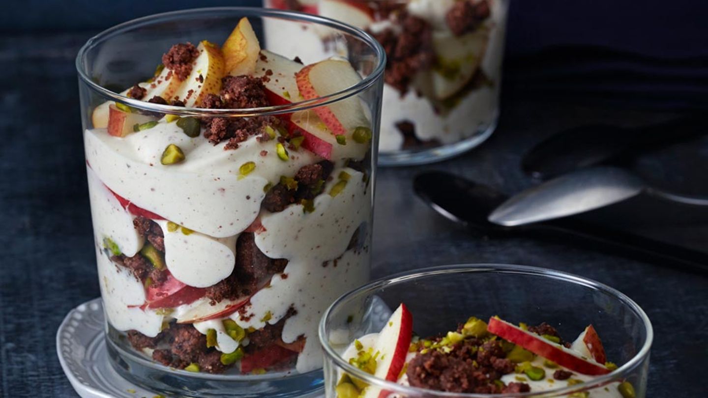 birnen-trifle-mit-schoko-kaffee-streuseln-a983f9591ed8e94a97e0ff04612a16a6-eut20161012902-jpg-10861-