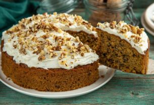 carrot-cake-adobestock-228283008-marysckin