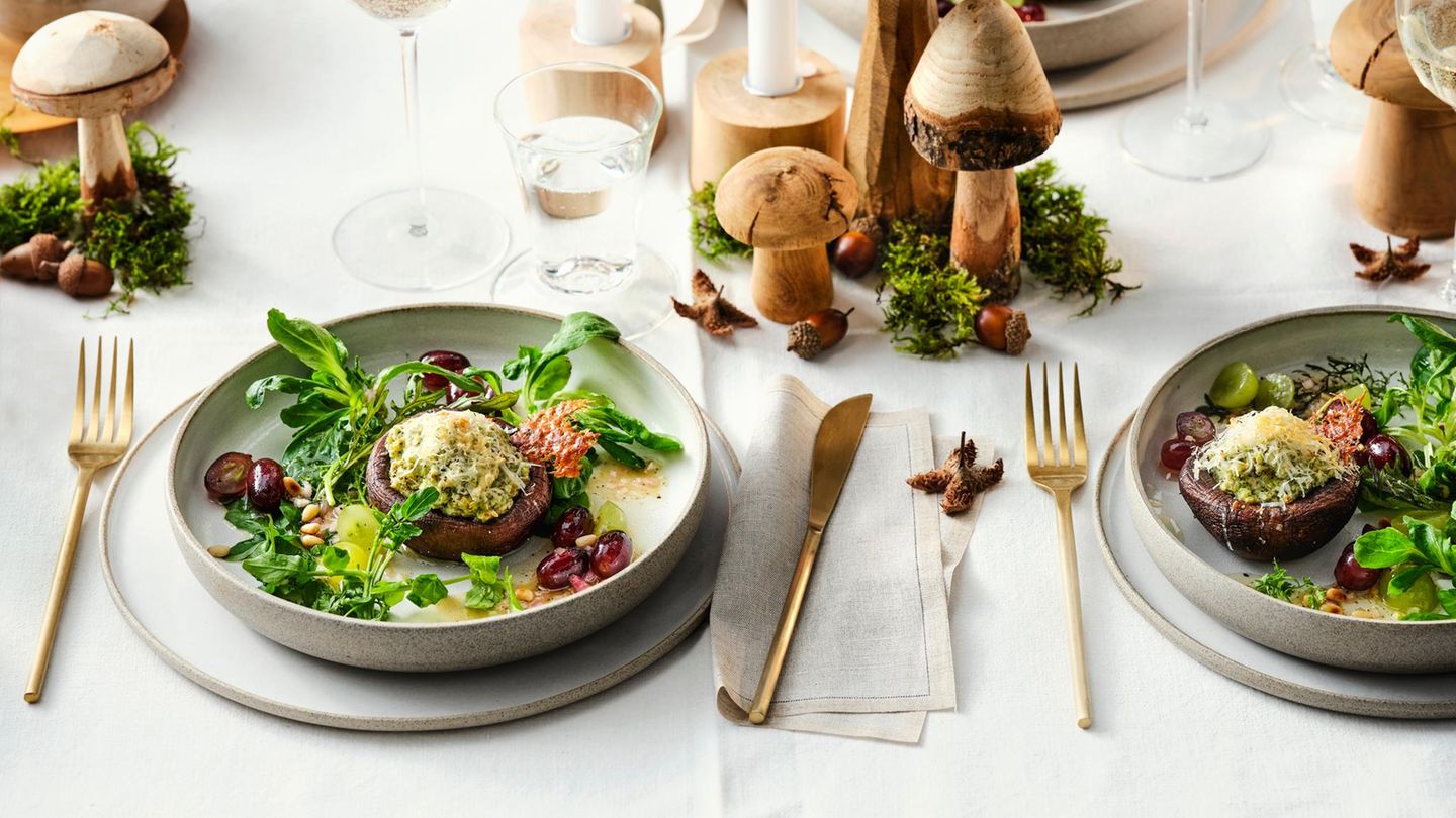 eut202111066-gefuellte-portobello-pilze-mit-feldsalat