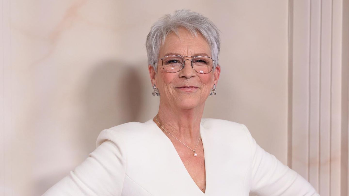 graue-haare-kurzhaarfrisur