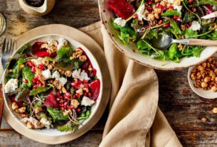 gruenkohlsalat-mit-granatapfel-dressing