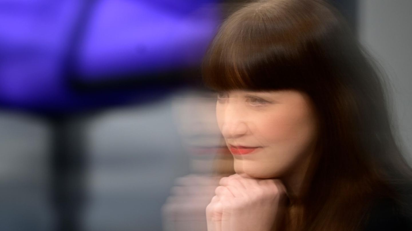 heidi-reichinek-verschwommen