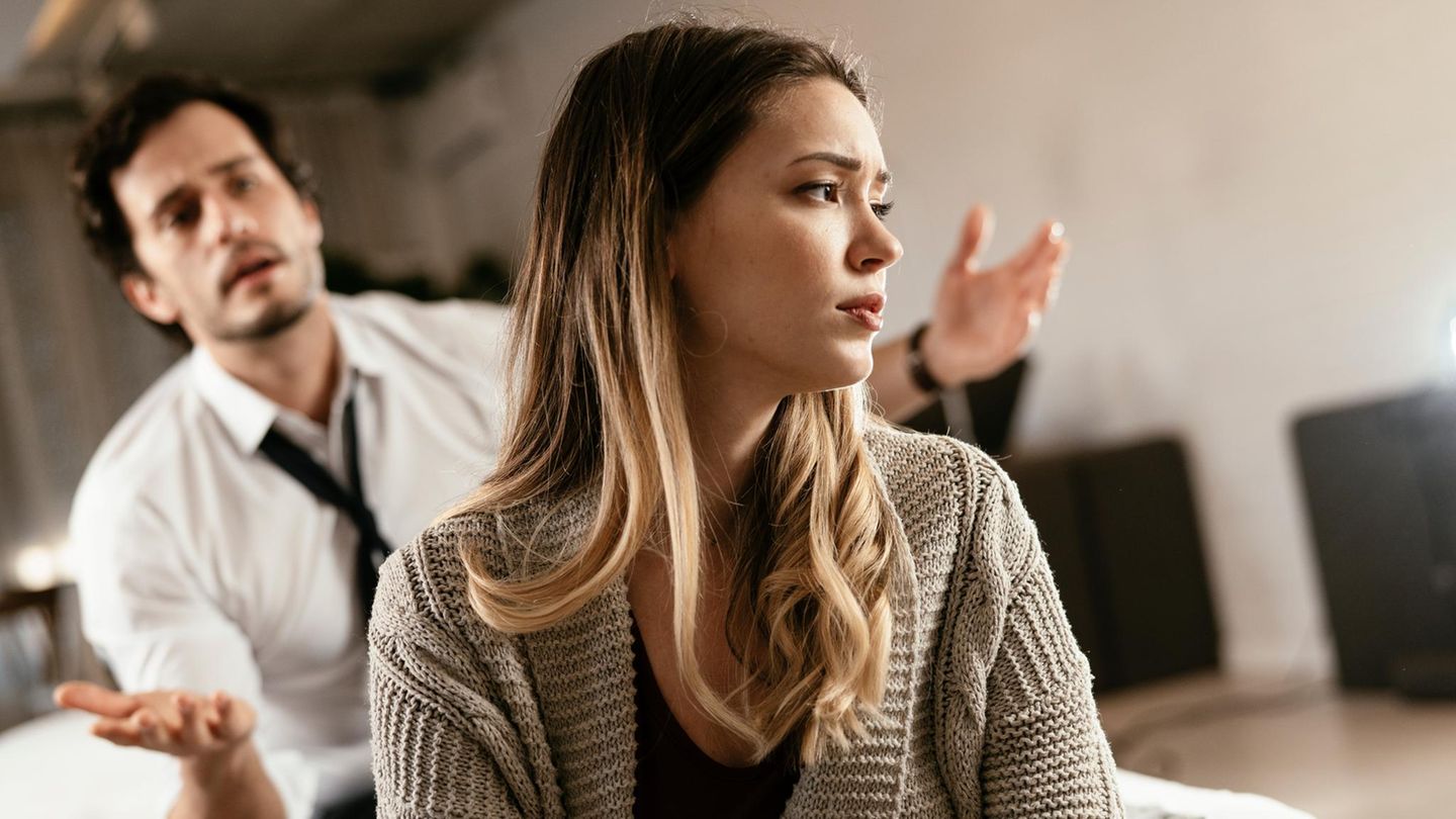 kommunikationsexpertin-verraet-deshalb-hoert-er-dir-nicht-zu