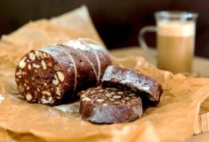 praline-rolle-mit-ingwer-und-pekannuessen-adobestock-311086667-evgeniia-biriukova