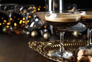 Espresso,Martini,Cocktail,,Delicious,Alcohol,Drink,,Space,For,Text