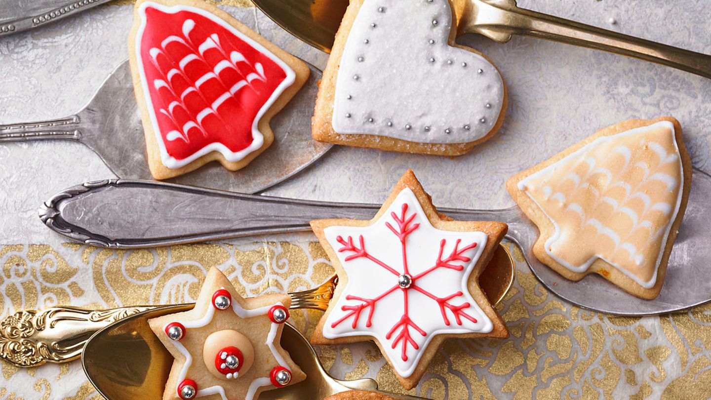 verzierte-muerbeteig-plaetzchen