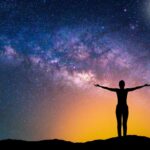 Astrologie: 3 Zeichen, die dir das Universum vor einem großen Durchbruch schickt