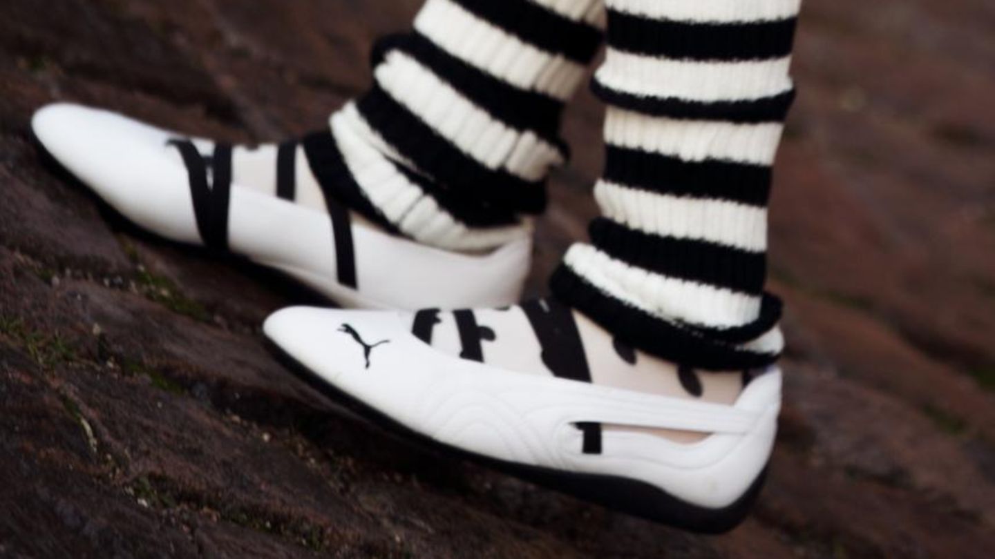Ballett-Sneaker: Ich bin Moderedakteurin und feiere das Comeback dieses Retro-Trends