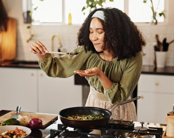 Ab in die Küche!: Kann Kochen gegen Demenz helfen?