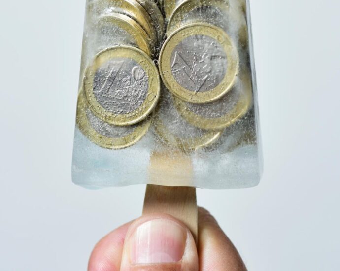 Reisetipp: Darum lohnt es sich so sehr, eine Münze ins Gefrierfach zu legen