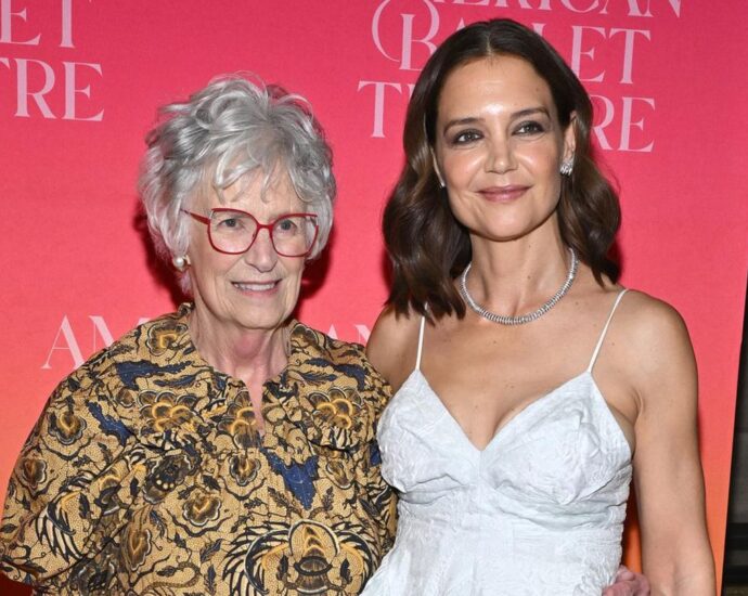 Red-Carpet-Looks 2026: An der Seite ihrer Mama zieht sie alle Blicke auf sich