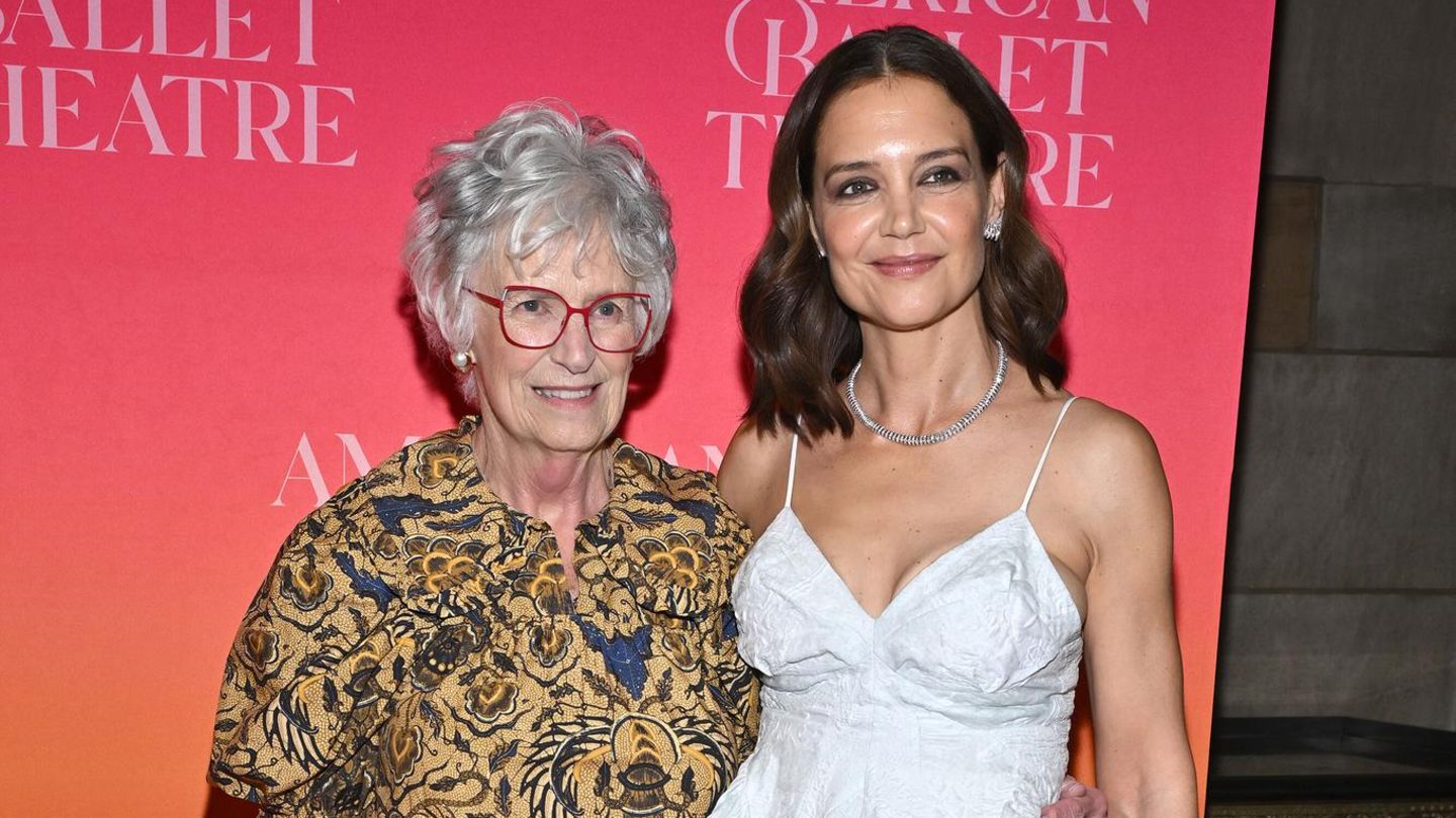 Red-Carpet-Looks 2026: An der Seite ihrer Mama zieht sie alle Blicke auf sich
