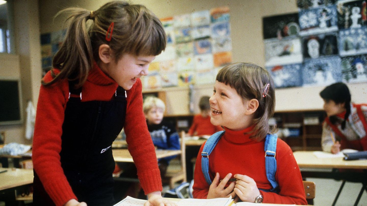 Retro-Lernhilfen: Wer diese Dinge noch aus der Schule kennt, hat heute ein Top-Allgemeinwissen