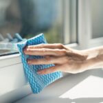 Haushaltstipp: Darum ist es so ungünstig, Sonntags deine Fenster zu putzen