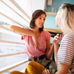 Psychologie: 5 subtile Gesten, die ein Zeichen für starke emotionale Intelligenz sind