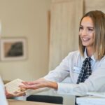 Hotel-Mitarbeiter verraten: Mit diesen 3 Tricks landest du oft im besseren Zimmer