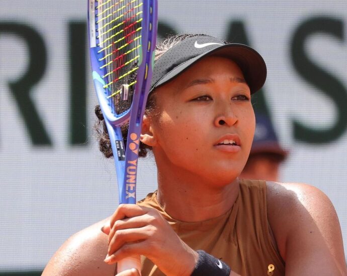 Naomi Osaka : Sie polarisiert mit extravagantem Outfit – und erweitert Grenzen