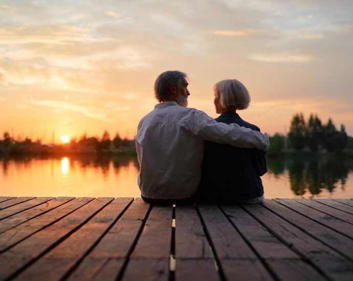 Lebenslange Leidenschaft: Paartherapeut erklärt, welche drei Punkte die Liebe wirklich für immer lebendig halten