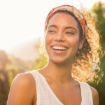 Hitze-Wochenende: 3 Sternzeichen, die jetzt in der Sommerhitze erst richtig aufblühen