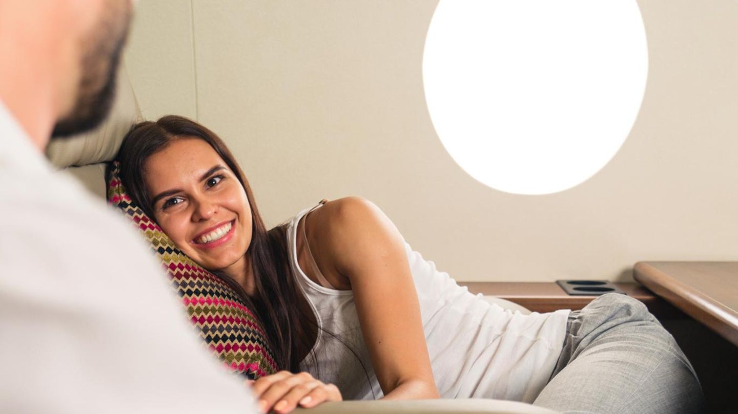 Laut Reiseexpertin : Diese 3 Tipps verhelfen euch zu kostenlosen First-Class-Upgrades
