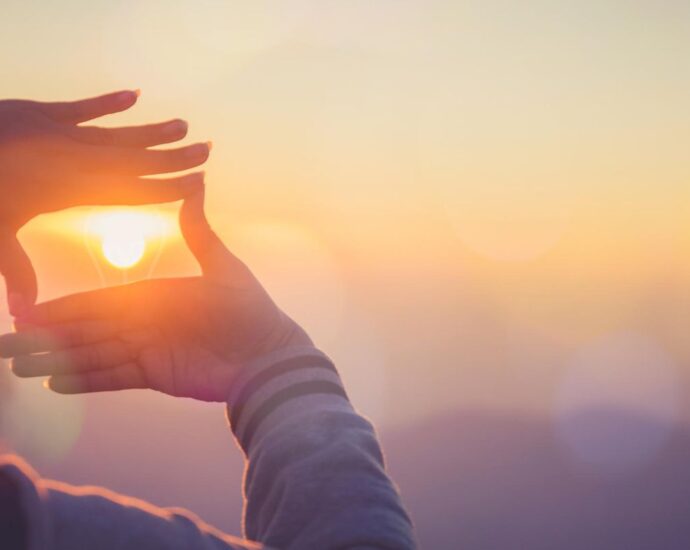 Horoskop: Das hilft dir durch eine schwere Zeit – laut Sternzeichen