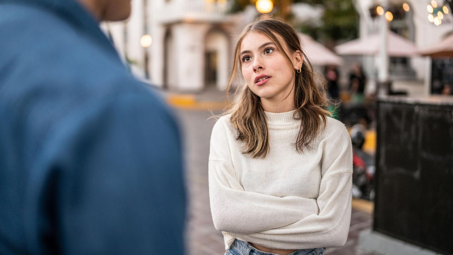 Liebe: 3 Kommunikationsfehler, mit denen du unbewusst deine Beziehung sabotierst