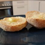 Blitzrezept ohne Hefe: So schnell gelingen diese Low-Carb-Brötchen