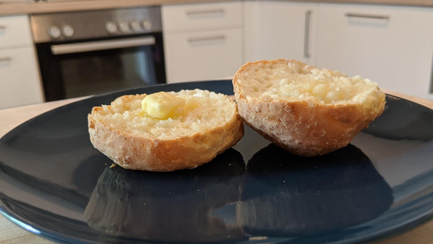 Blitzrezept ohne Hefe: So schnell gelingen diese Low-Carb-Brötchen